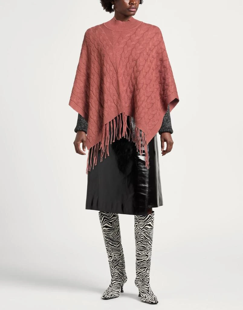 SILVIAN HEACH Cape 2