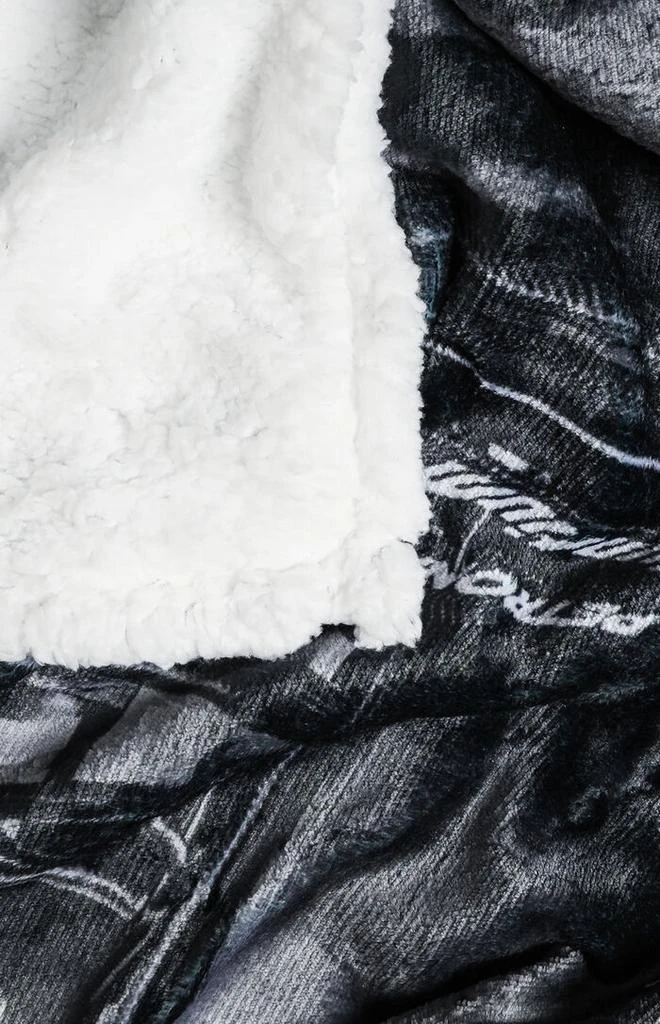 null F1 Mercedes AMG Petronas Official Fleece Blanket 2