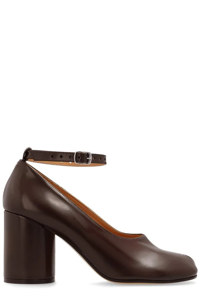 MAISON MARGIELA Maison Margiela Tabi Strap Detailed Pumps 1