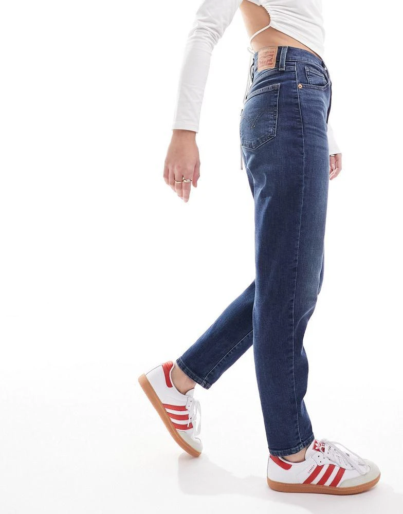 Levi's Levi's high waisted mom jeans in dark wash navy 2