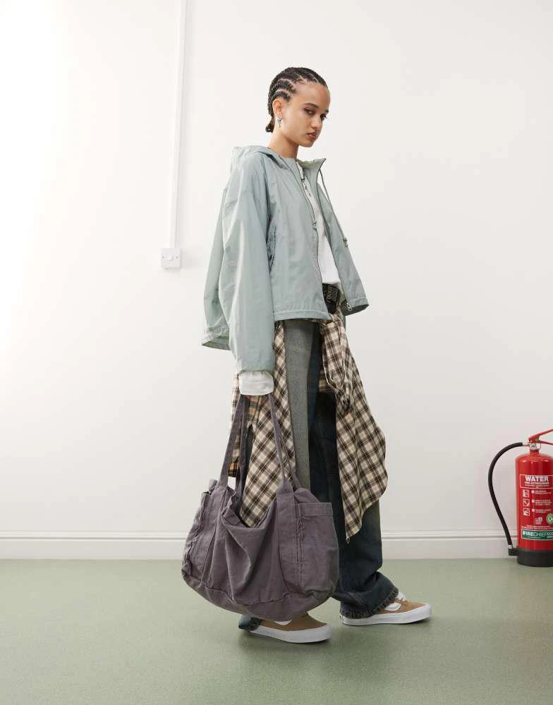 Vans Vans MTE theo windbreaker jacket in light green 1