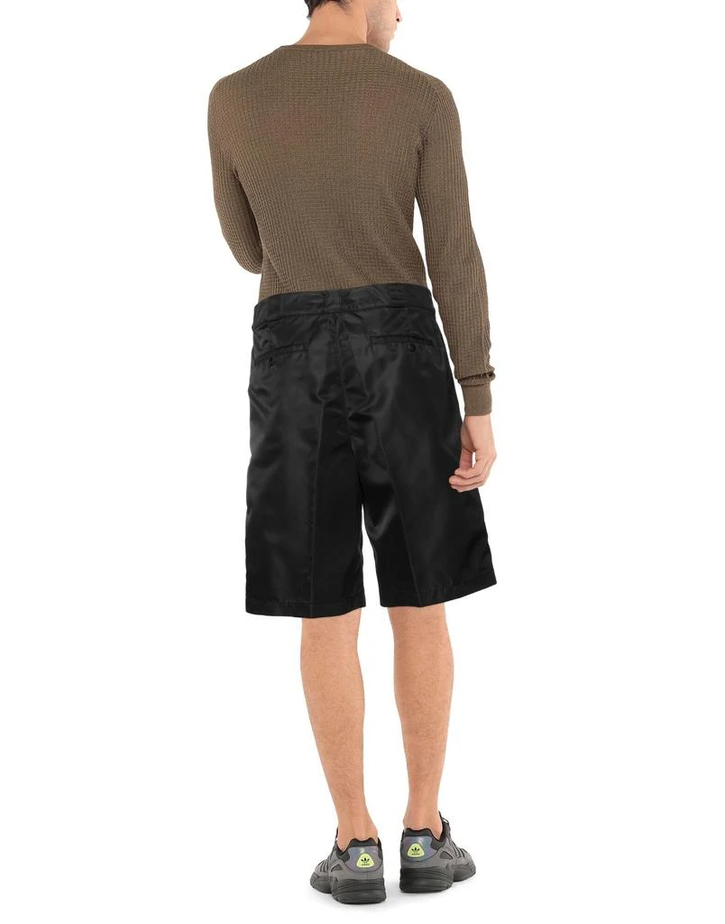 Valentino Shorts
Bermuda 3