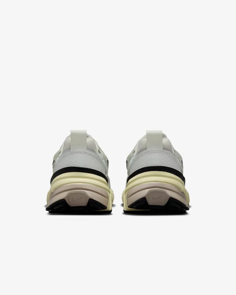 NIKE Nike - Men's V2K Run Sneaker 2
