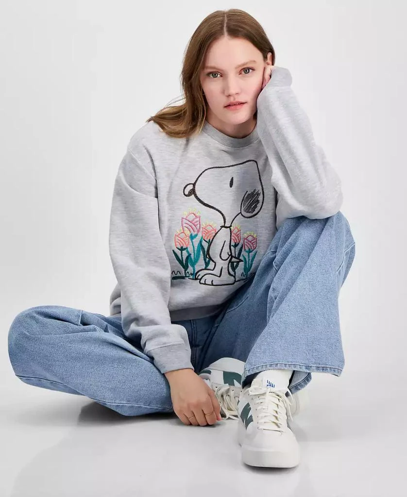 Freeze 24-7 Juniors' Snoopy Floral Graphic Sweatshirt 2