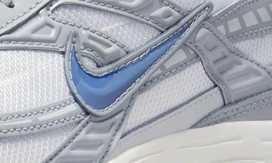 NIKE Initiator Running Shoe 7