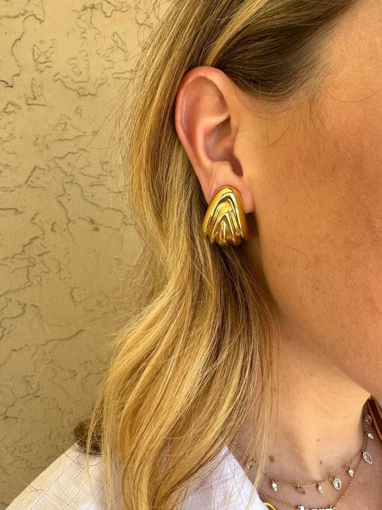 BEN-AMUN Ben-Amun - Large Plated Fan Clip Earring