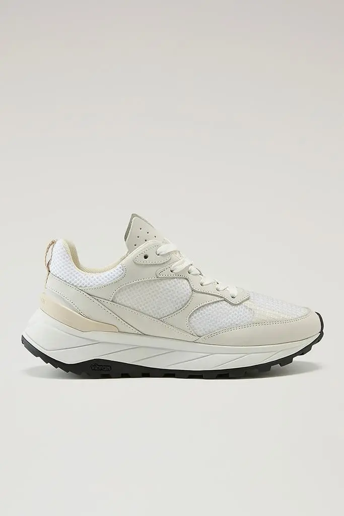 WO-FOOTWEAR Running Sneakers in Ripstop Fabric and Nubuck Leather