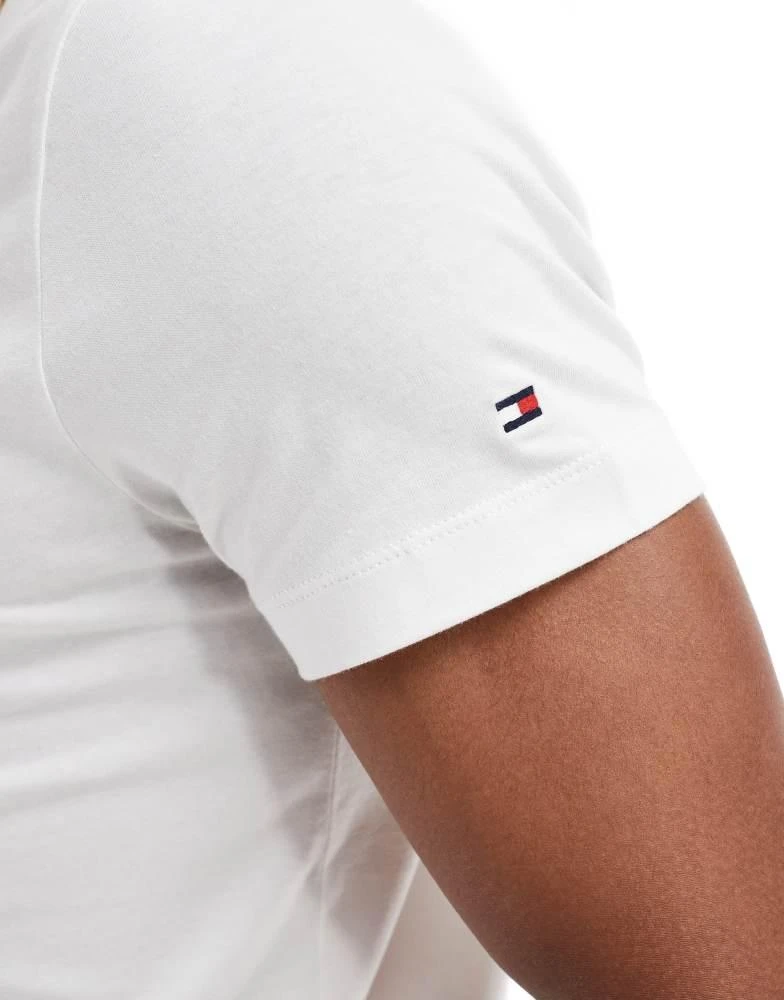 Tommy Hilfiger Tommy Hilfiger arch logo t-shirt in white 4