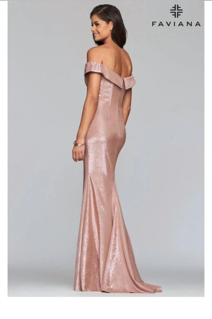Faviana Faviana - Classic Metallic Off the Shoulder Gown 3