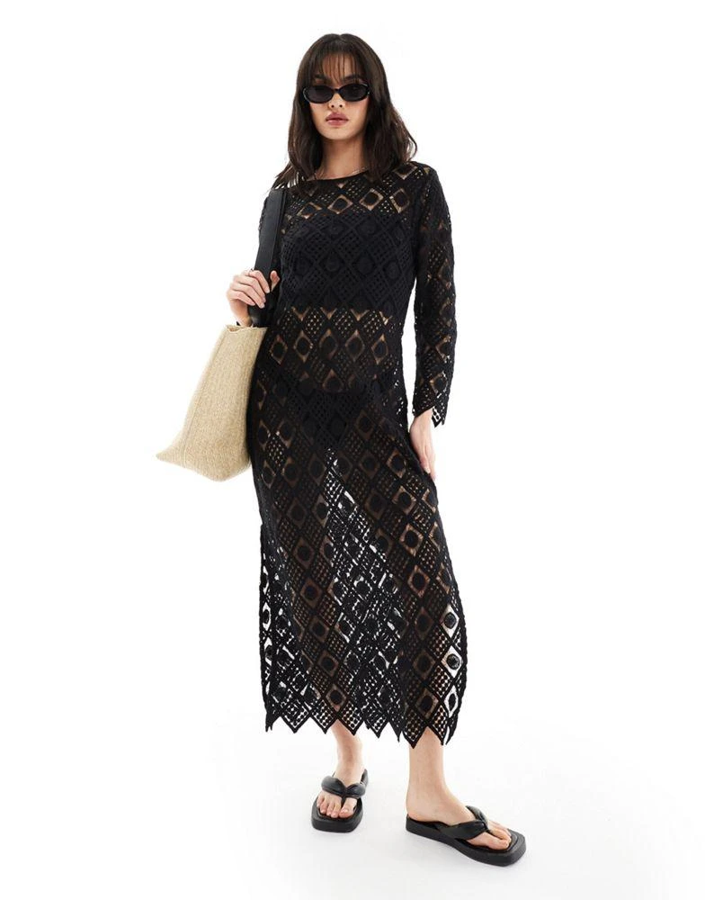 Iisla & Bird Iisla & Bird Premium maxi crochet beach dress in black 1
