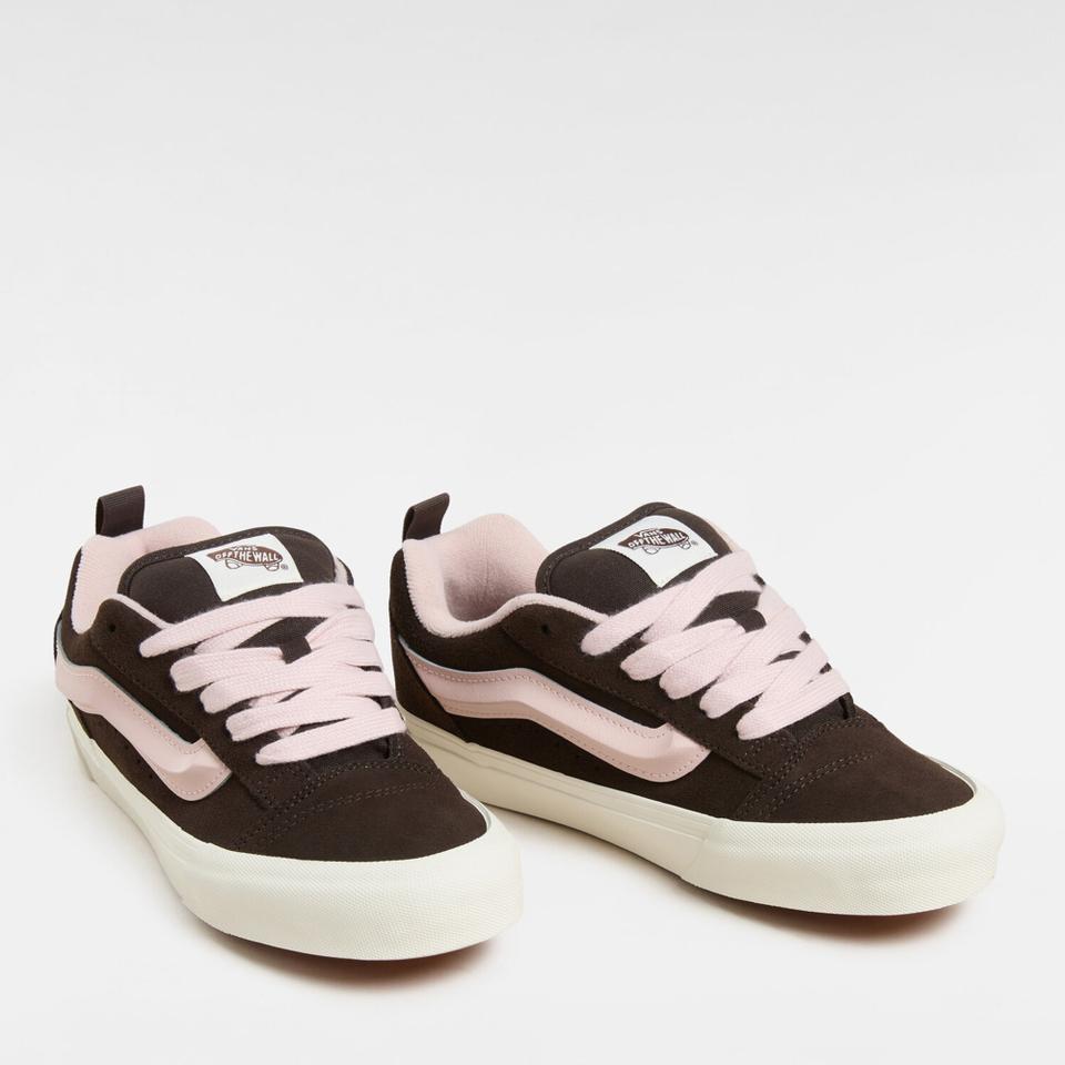 Vans VANS WOMEN'S KNU SKOOL SUEDE TRAINERS