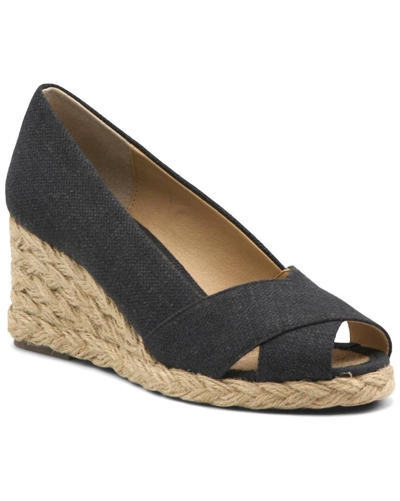 Adrienne Vittadini Baileys Espadrille 1