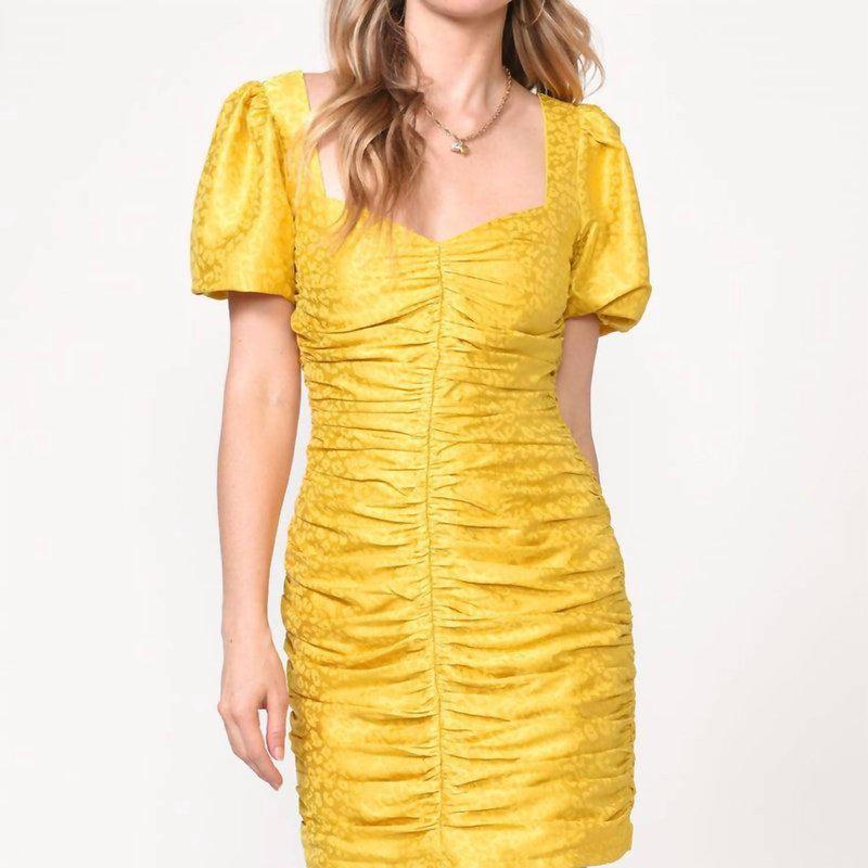 adelyn rae Nissa Ruched Dress In Honeycomb