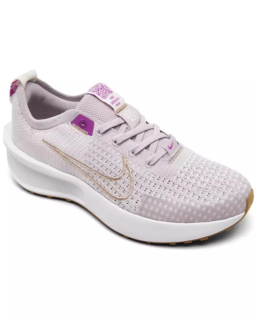 macy's women's nike running shoes