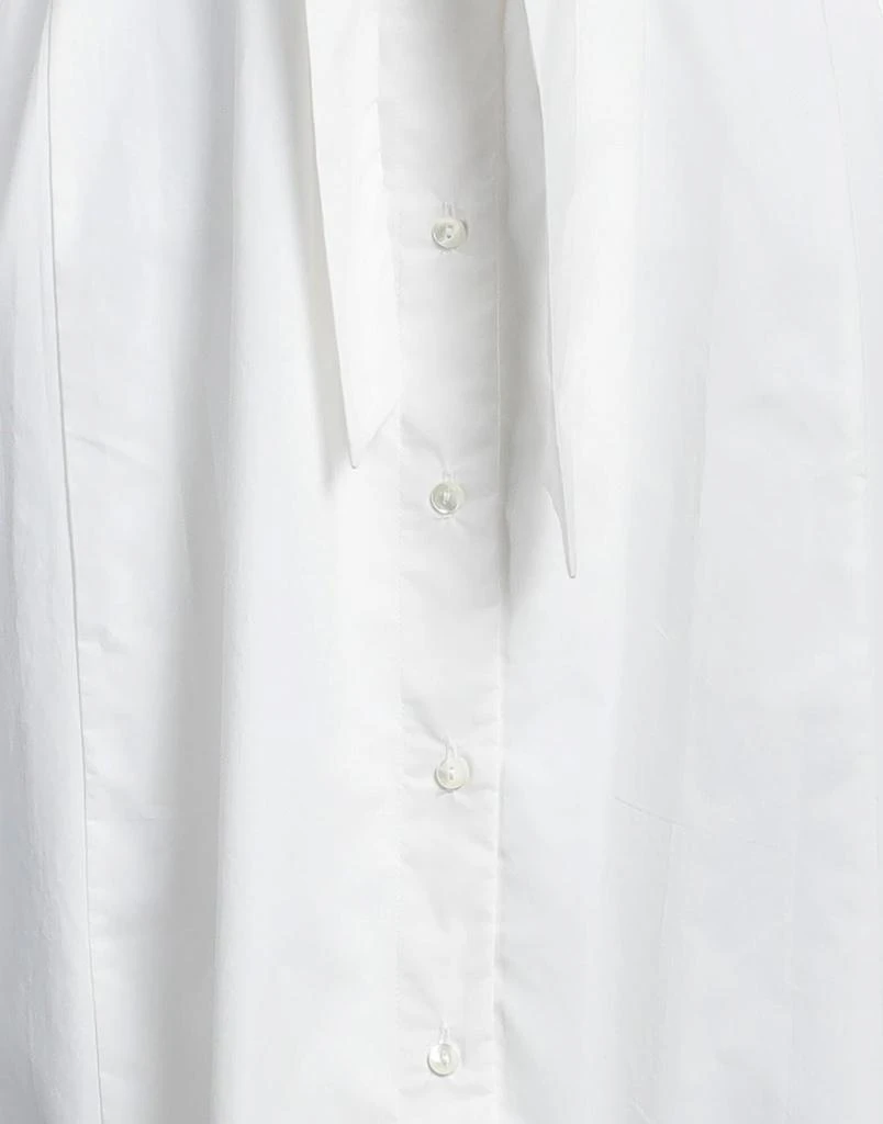 CARACTÈRE CARACTÈRE 4