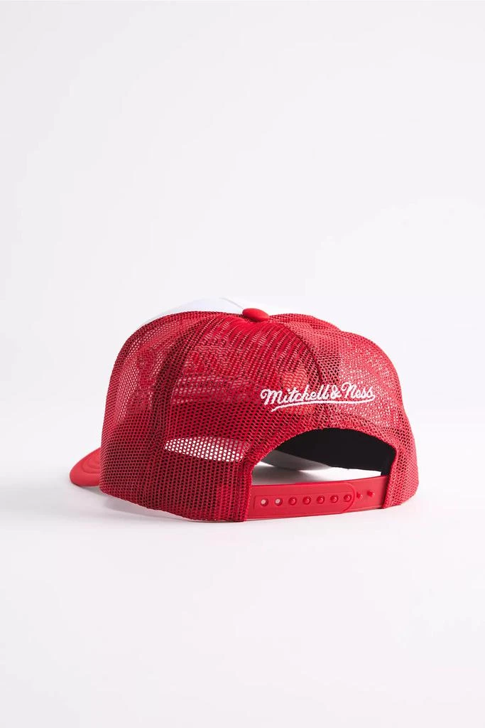 Mitchell & Ness Mitchell & Ness NBA Chicago Bulls Patch Trucker Hat 3