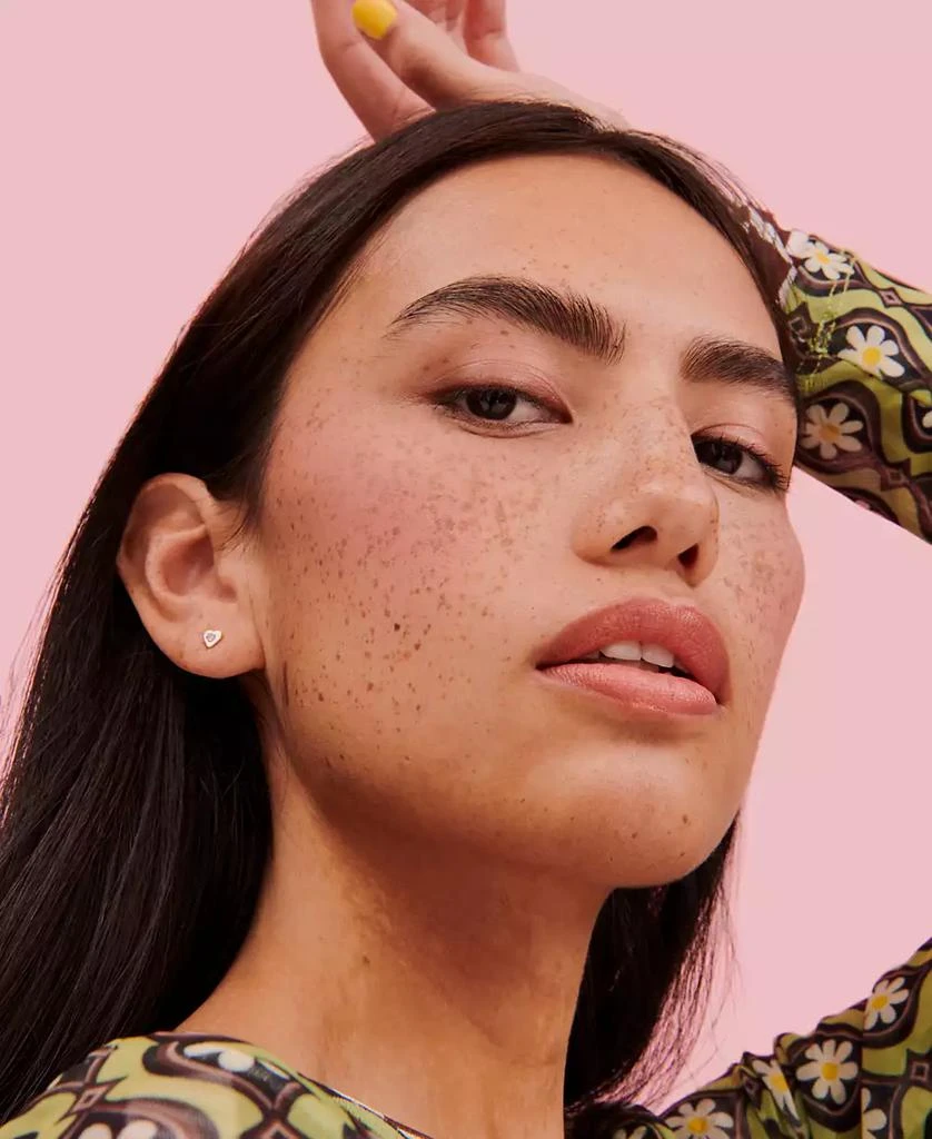 Benefit Cosmetics WANDERful World Silky-Soft Powder Blush Mini 3