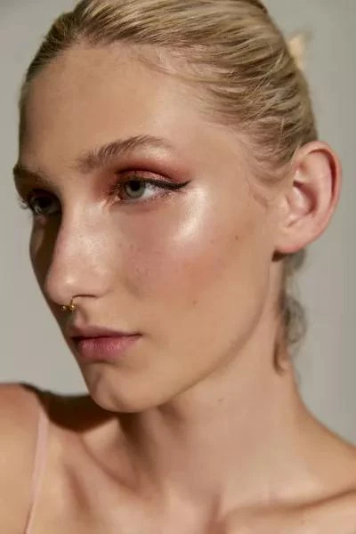 Melt Melt Cosmetics SexFoil Digital Liquid Highlighter 3