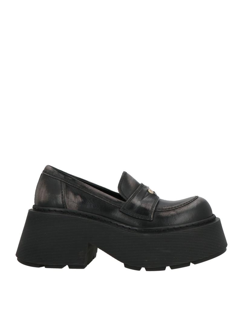 VIC MATIĒ Loafers