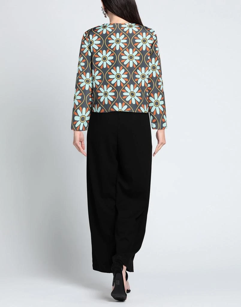 NIŪ Jacket 3