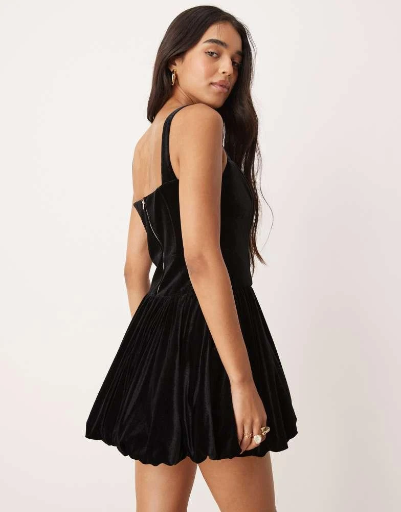 Forever New Forever New structured bubble hem mini dress in black 2