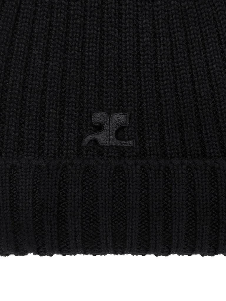 courreges Hat woman 3