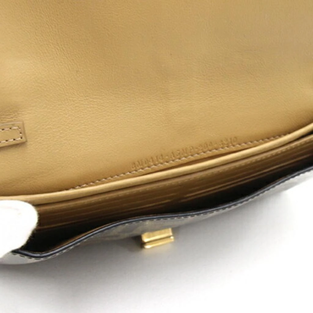Fendi Fendi Peekaboo  Leather Clutch Bag (Pre-Owned) 3