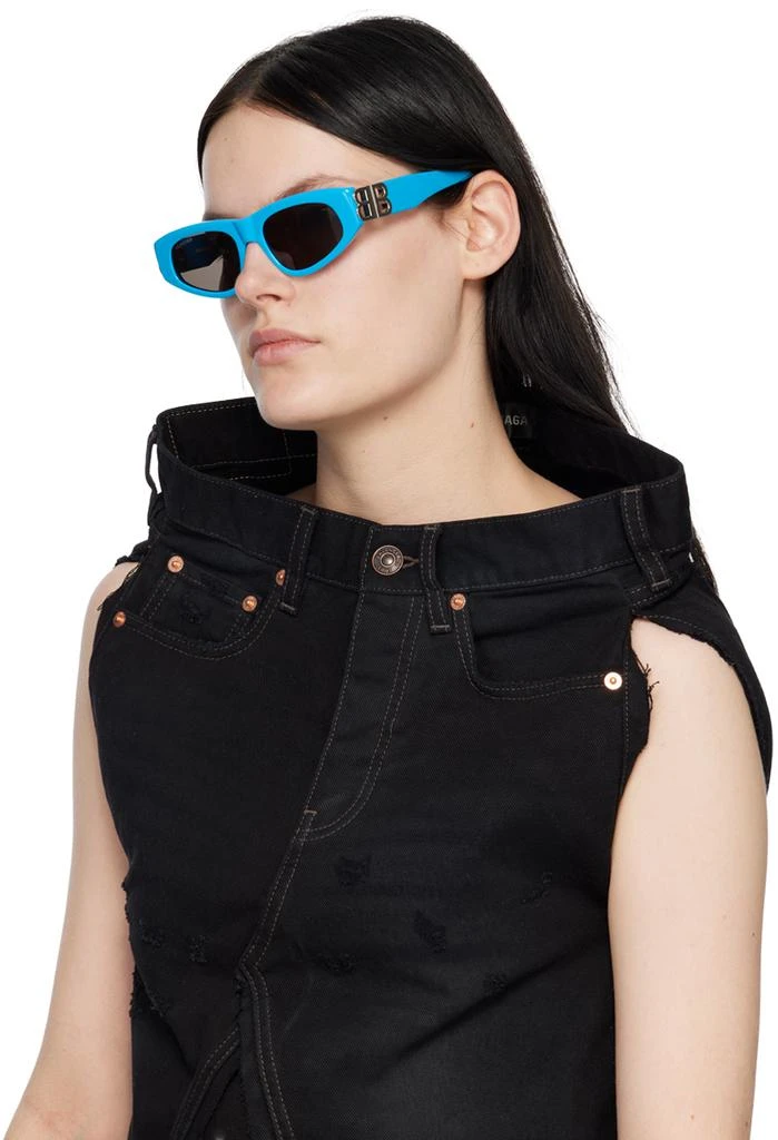 Shop Blue Dynasty D-Frame Sunglasses on Sale at BeyondStyle  display picture 3
