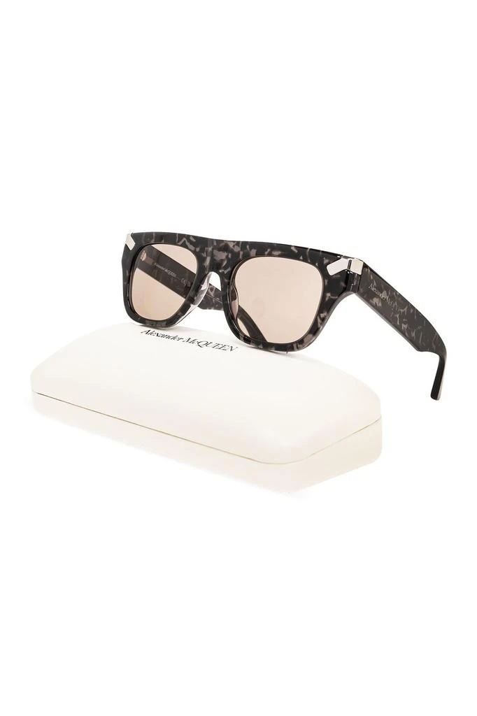 Alexander McQueen Alexander McQueen Logo Engraved Sunglasses 2