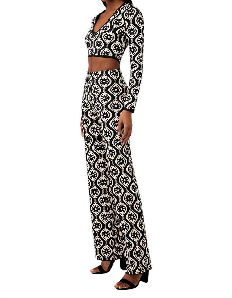 Finders Keepers Quinn Long Sleeve Knit Top In Cream Retro Floral
