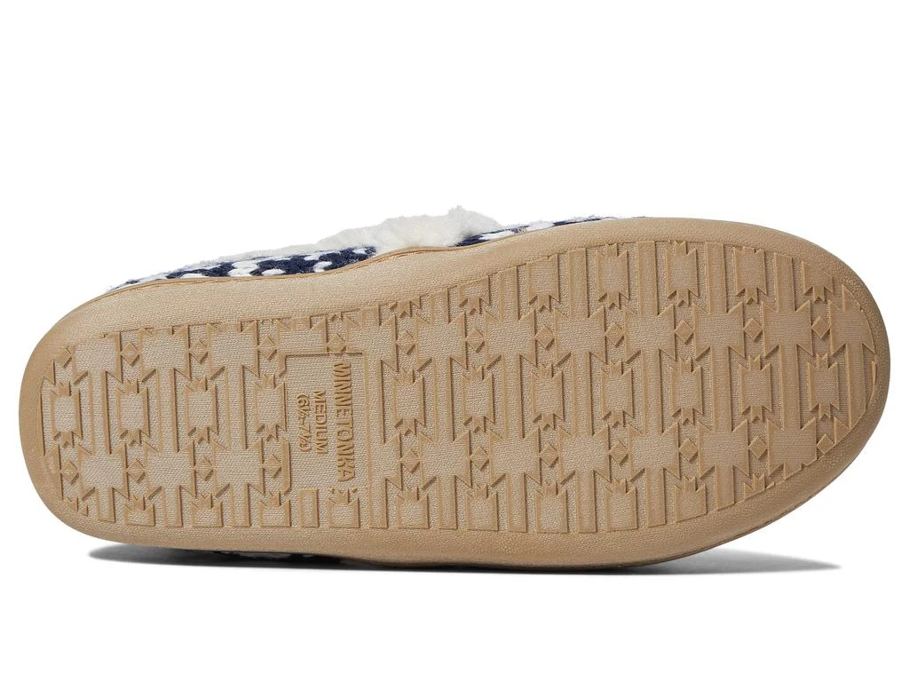 Minnetonka Dina 3