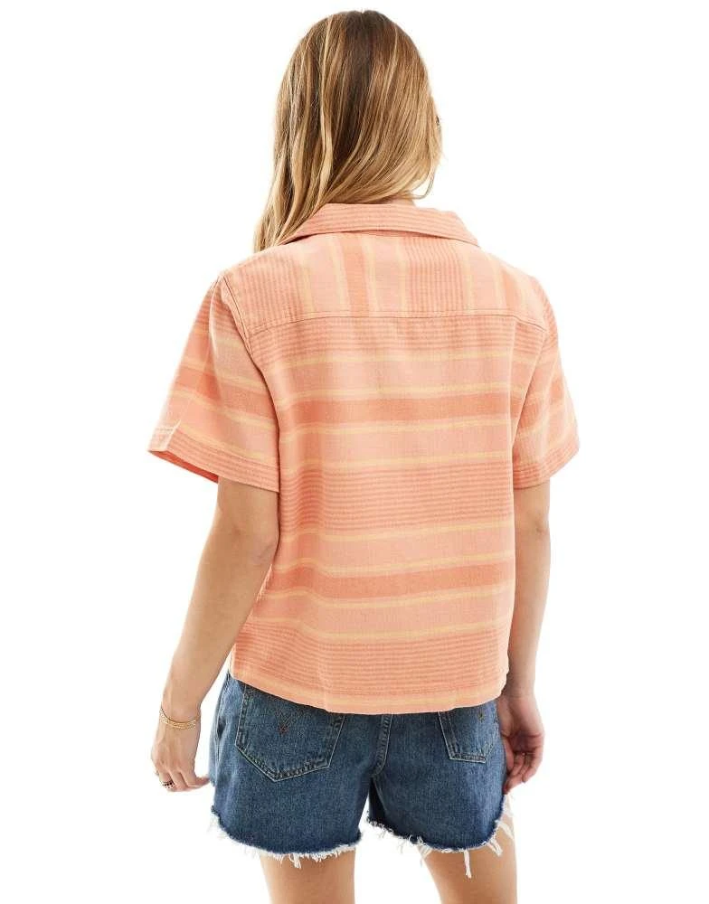 Wrangler Wrangler short sleeve revere textured shirt in orange 2