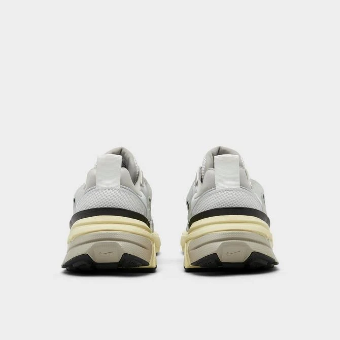 NIKE Women's Nike V2K Run Casual Shoes 7