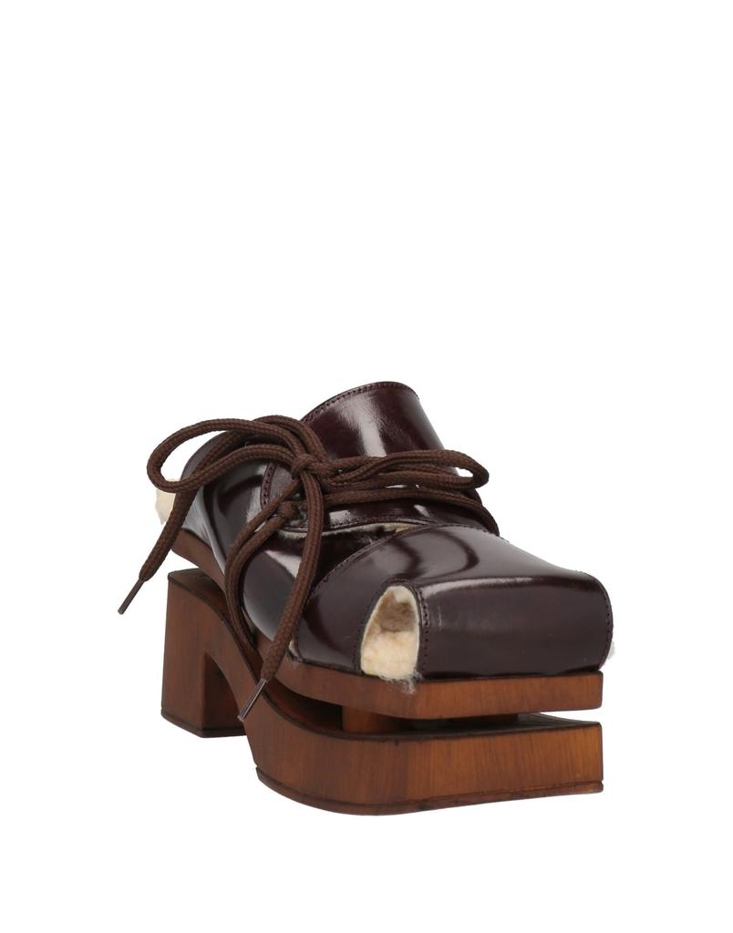 1725.A Mules and clogs