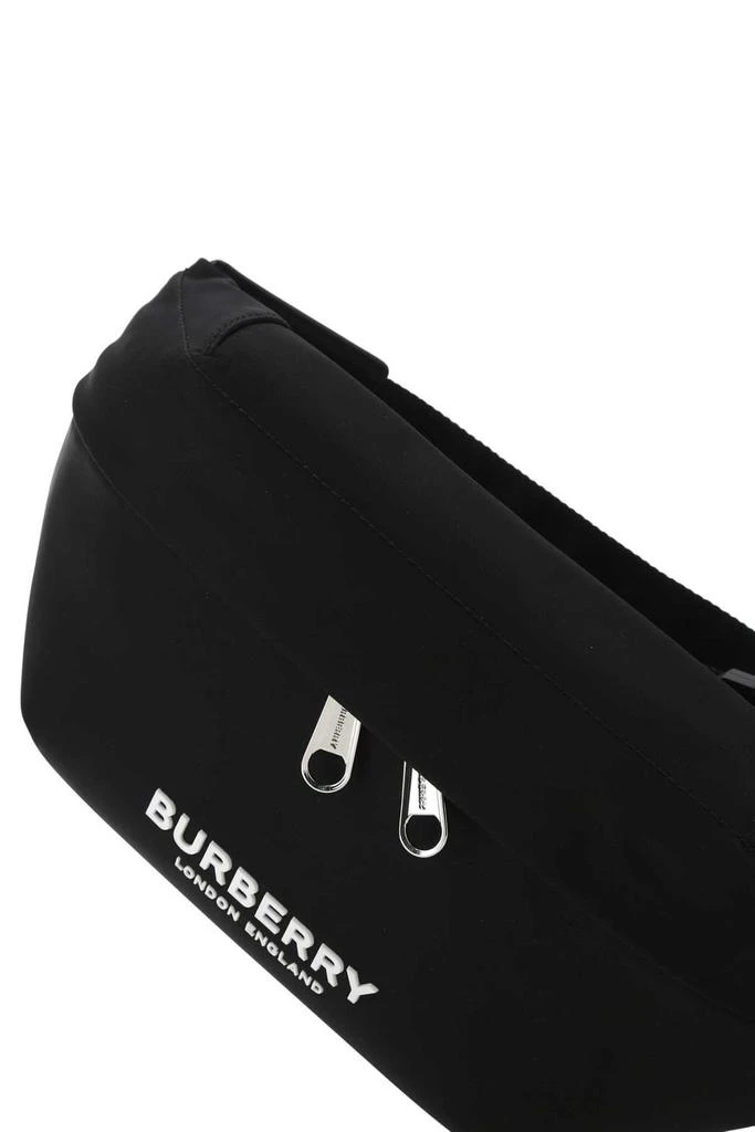 Burberry Burberry Logo Printed Zipped Belt Bag 4