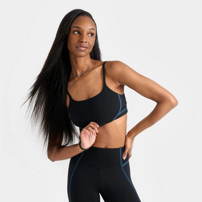 NIKE Women's Nike One Convertible Light-Support Sports Bra 1