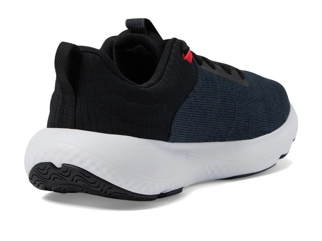 Under Armour Charged Revitalize 5