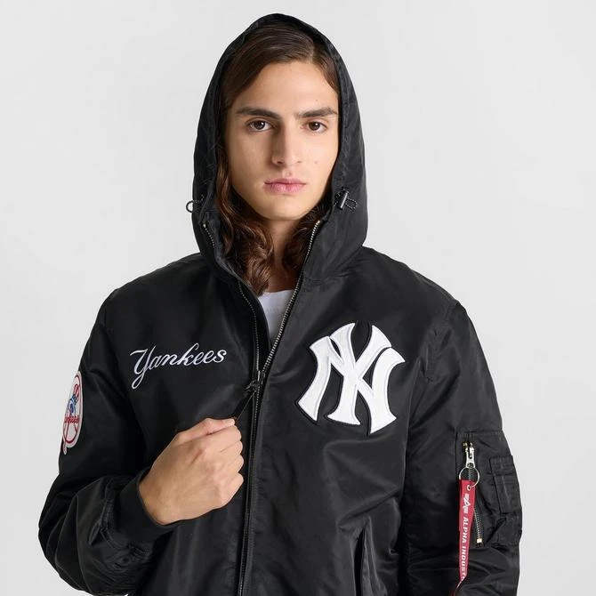 New Era Men's New Era x Alpha Industries New York Yankees MLB Hooded Bomber Jacket 5