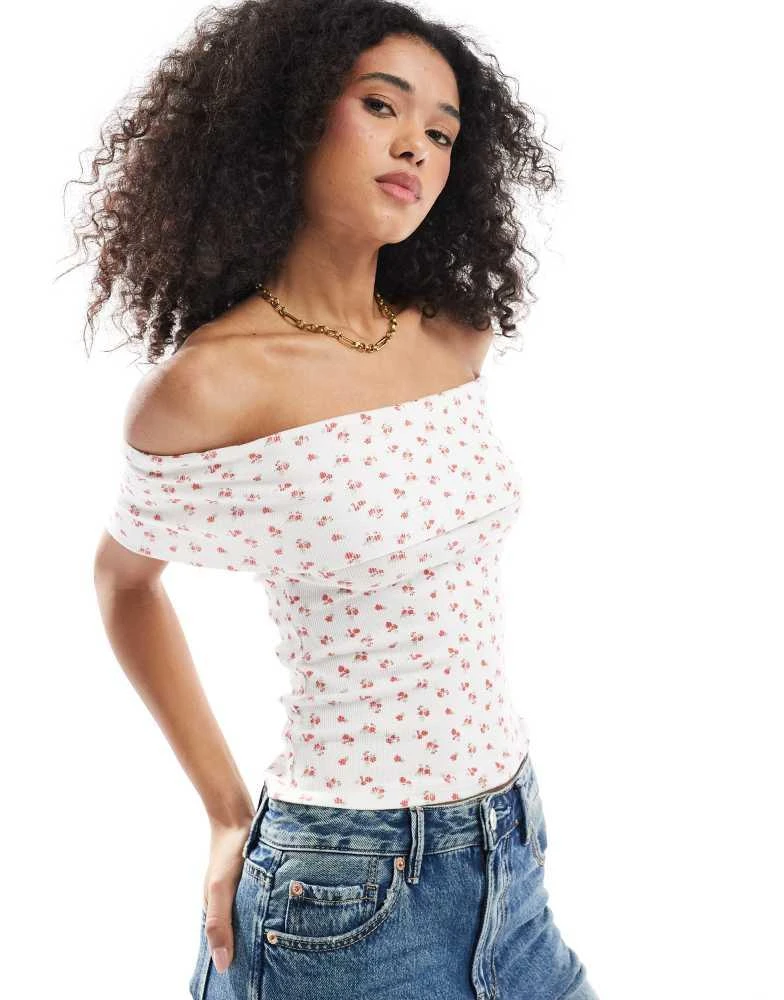 HOLLISTER Hollister off the shoulder short sleeve rose top in white 1