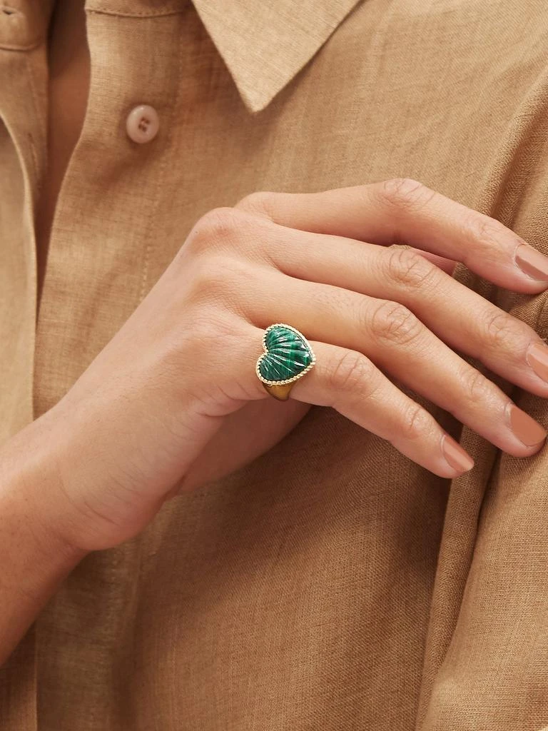 Yvonne Léon Heart malachite & 9kt gold signet ring 2