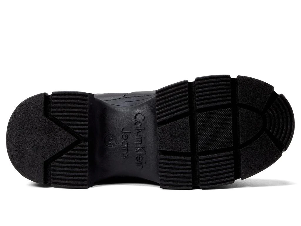 Calvin Klein Delicia 3