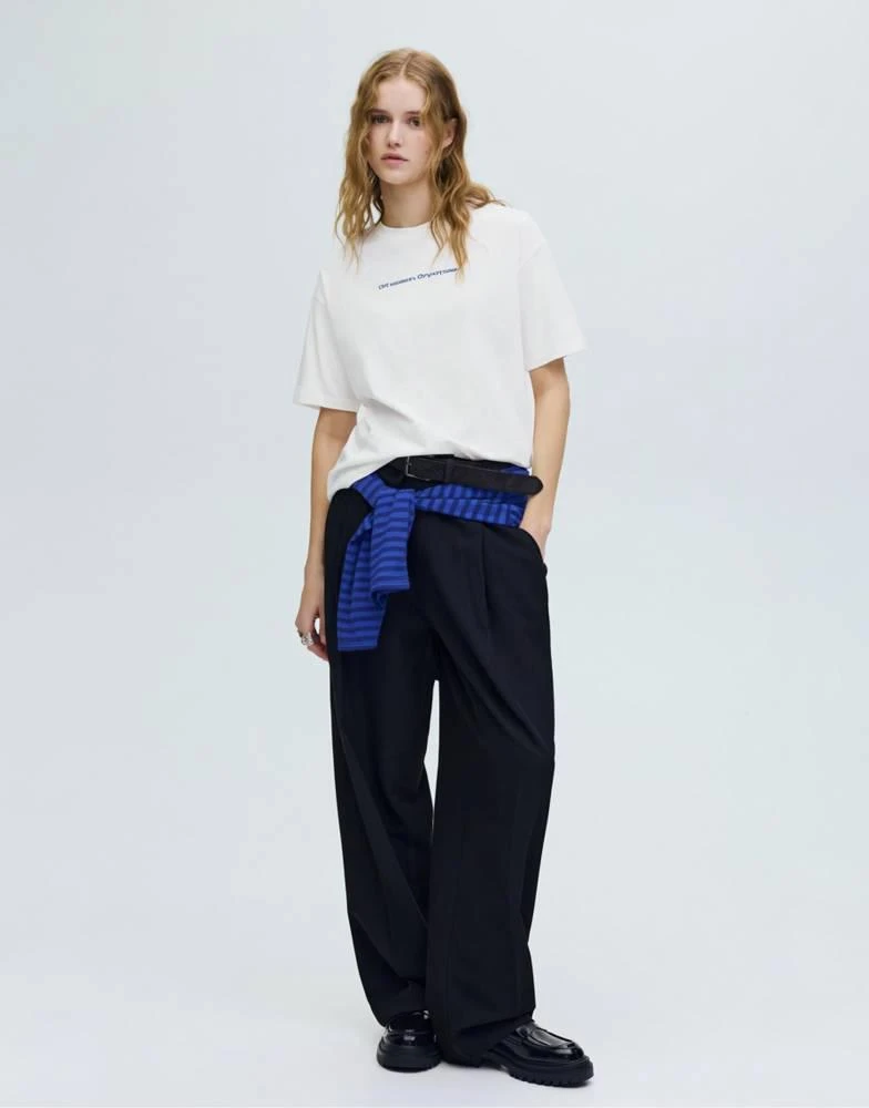 Pull&Bear Pull&Bear Off-season graphic t-shirt in ice 2