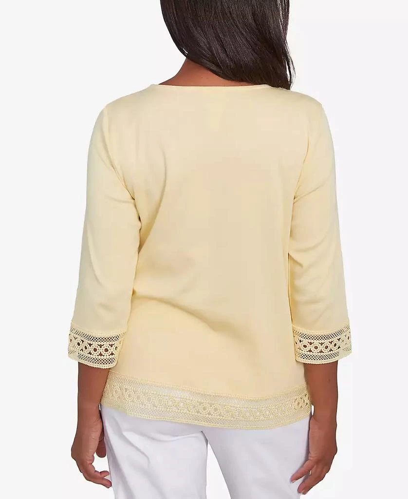 Alfred Dunner Petite Dress Code Solid Lace Trim Top with Necklace 2
