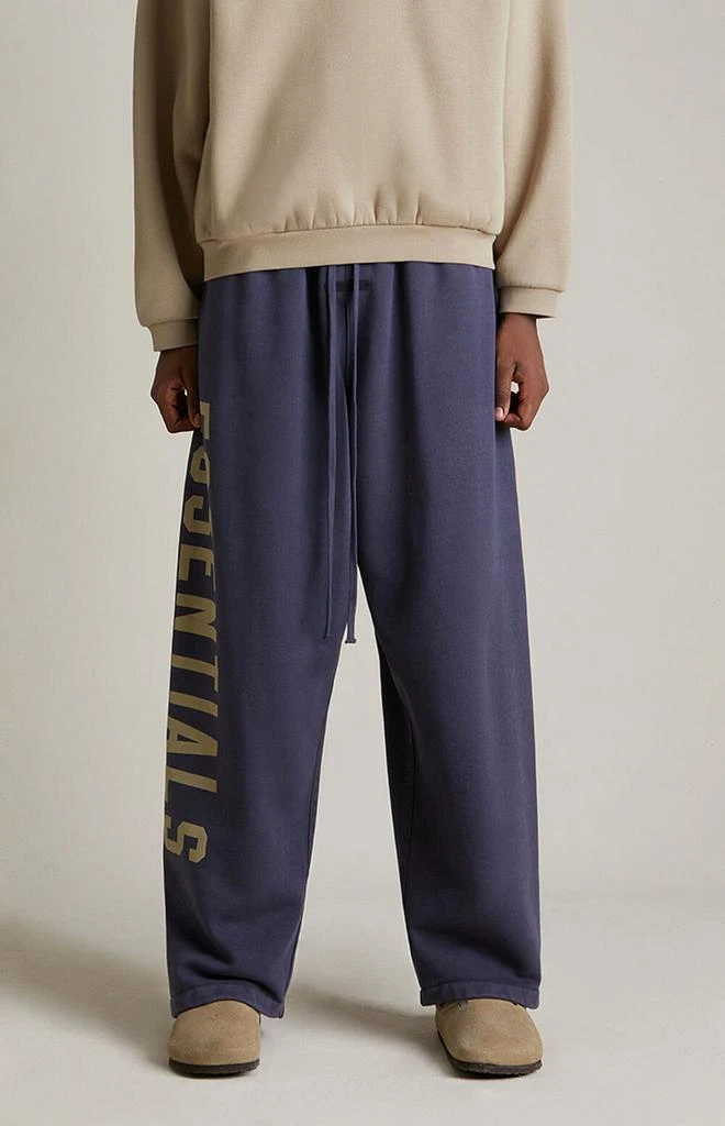 Essentials Marine Heavy Fleece Relaxed Sweatpants 3