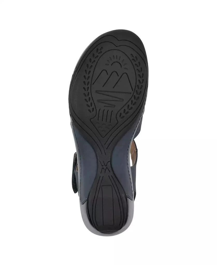 White Mountain Women's Vie Clogs 5