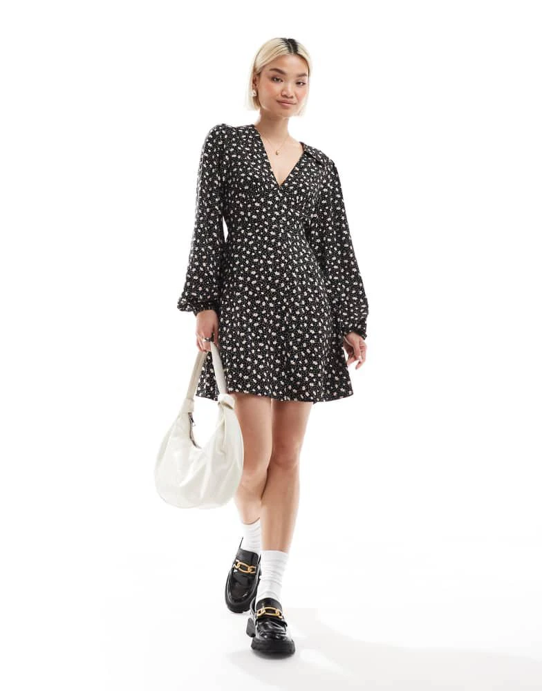 Miss Selfridge Miss Selfridge mini tea dress in ditsy floral print 2