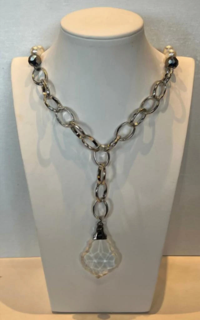 Lost 
Found Lost 
Found - Pearl Necklace With Charm