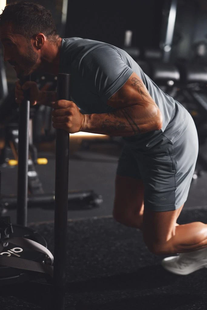 Alo Conquer Reform Crewneck Short Sleeve - Steel Grey 5
