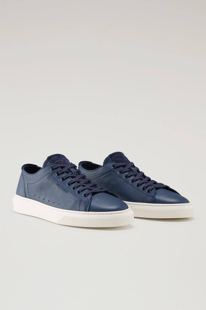 WO-FOOTWEAR Cloud Court Sneakers in Tumbled Leather - Men - Blue