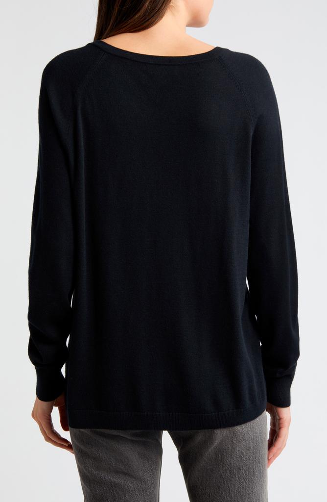 Treasure & Bond Relaxed V-Neck Sweater